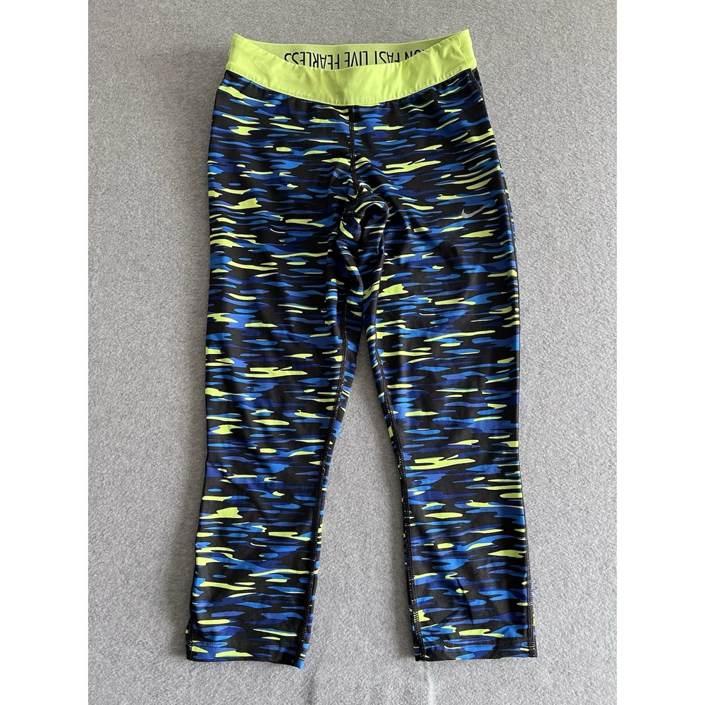 Nike Leggings Womans Small Dri‎ Fit Camo Cropped Athletic Outdoor Running Yoga